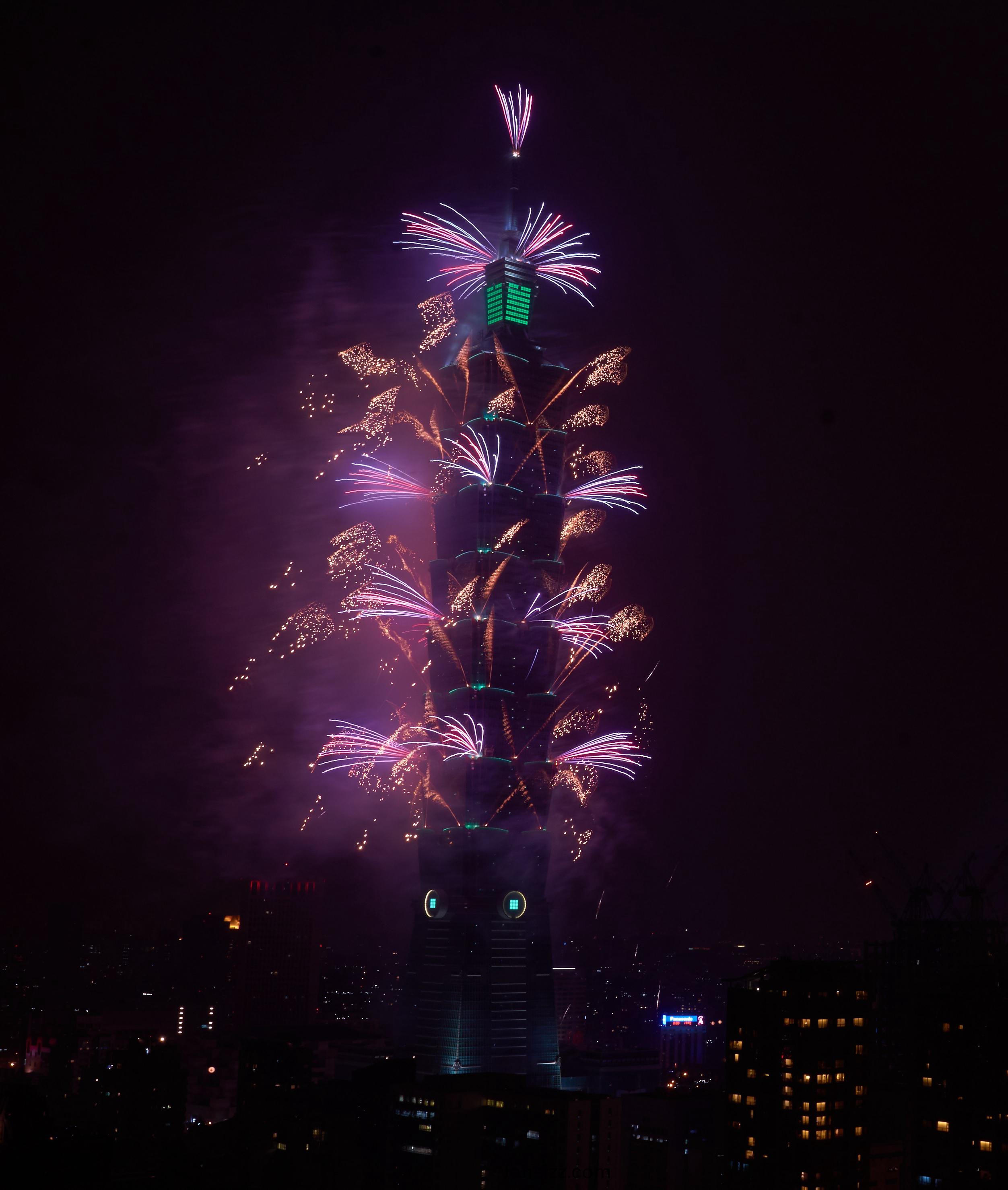 【新聞圖片】飛利浦炤明(ming)助力檯北101打造檯灣綠色地標(biao) (2).jpg